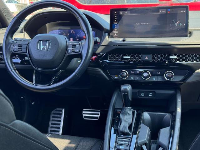 Photo of 2024 Platinum White Pearl Honda Accord Hybrid