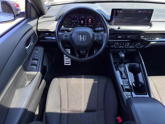 Photo of 2024 Platinum White Pearl Honda Accord Hybrid
