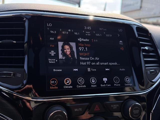 Photo of 2021 Slate Blue Pearlcoat Jeep Grand Cherokee