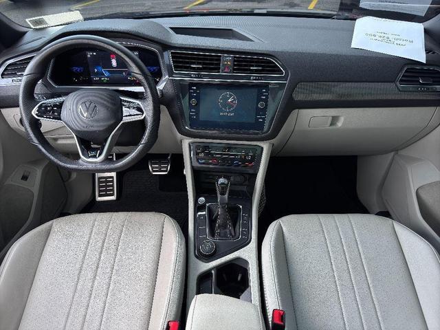 Photo of 2022 Deep Black Pearl Volkswagen Tiguan