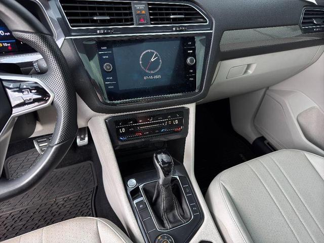 Photo of 2022 Deep Black Pearl Volkswagen Tiguan