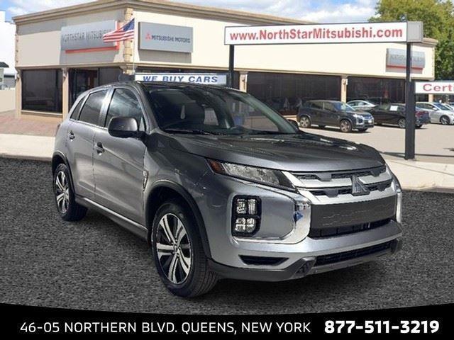 Photo of 2025 Mercury Gray Metallic Mitsubishi Outlander Sport