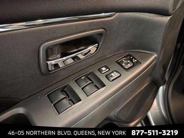 Photo of 2025 Mercury Gray Metallic Mitsubishi Outlander Sport