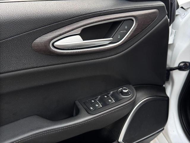 Photo of 2022 Alfa White Alfa Romeo Giulia