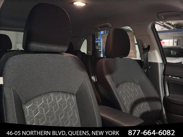 Photo of 2025 Mercury Gray Metallic Mitsubishi Outlander Sport