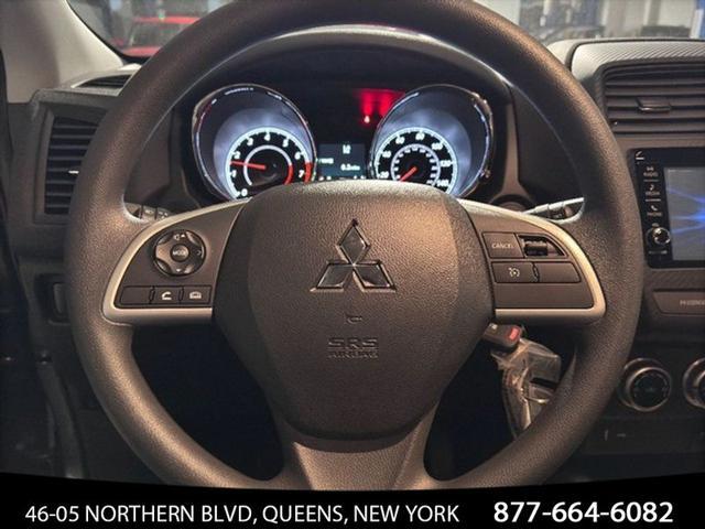 Photo of 2025 Mercury Gray Metallic Mitsubishi Outlander Sport