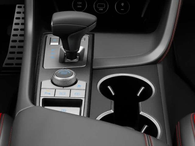 Photo of 2025 White Genesis G70