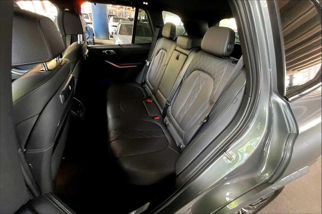 Photo of 2024 Skyscraper Grey Metallic BMW X5
