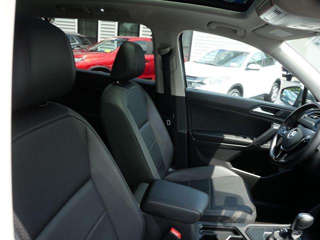 Photo of 2019 Platinum Gray Metallic Volkswagen Tiguan