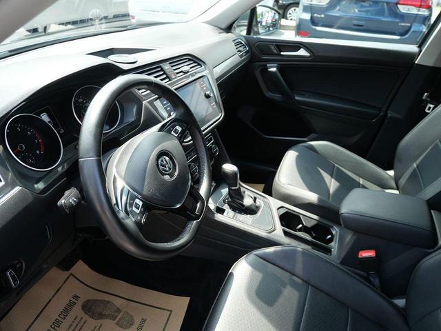 Photo of 2019 Platinum Gray Metallic Volkswagen Tiguan
