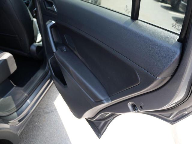 Photo of 2019 Platinum Gray Metallic Volkswagen Tiguan