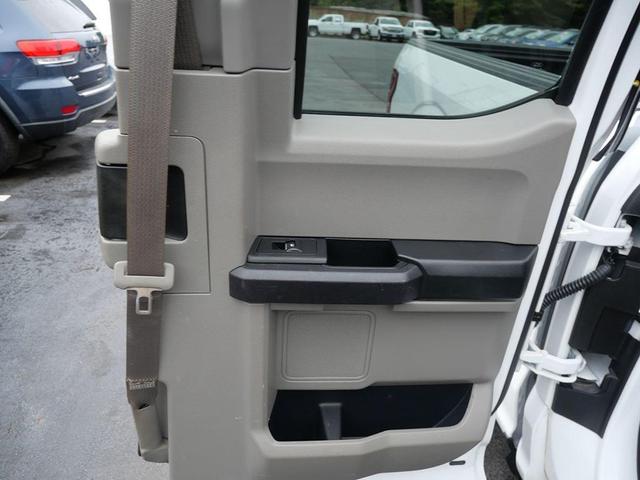 Photo of 2018 Oxford White Ford F-150