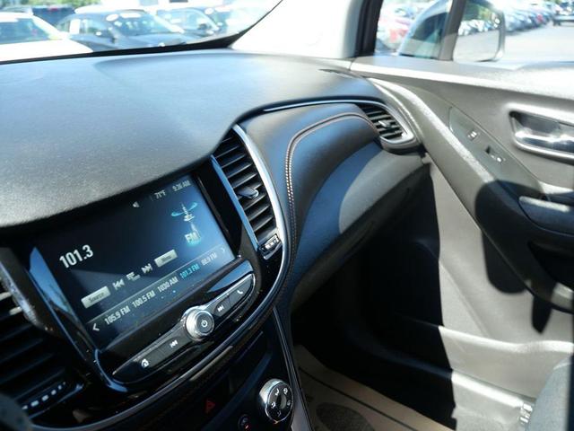 Photo of 2017 Mosaic Black Metallic Chevrolet Trax