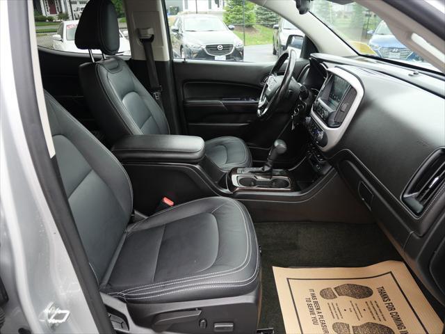 Photo of 2018 Quicksilver Metallic GMC Canyon
