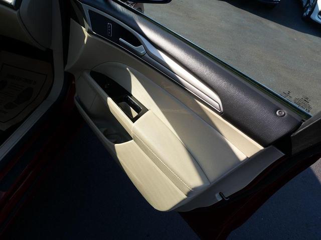 Photo of 2016 Ruby Red Metallic Tinted Clearcoat Ford Fusion