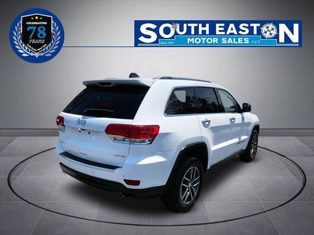 Photo of 2018 Bright White Clearcoat Jeep Grand Cherokee