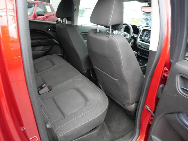 Photo of 2015 Copper Red Metallic GMC Canyon