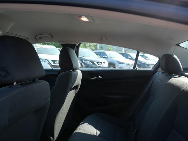 Photo of 2018 Mosaic Black Metallic Chevrolet Cruze
