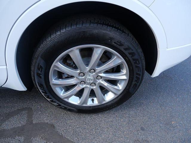 Photo of 2020 Summit White Buick Envision