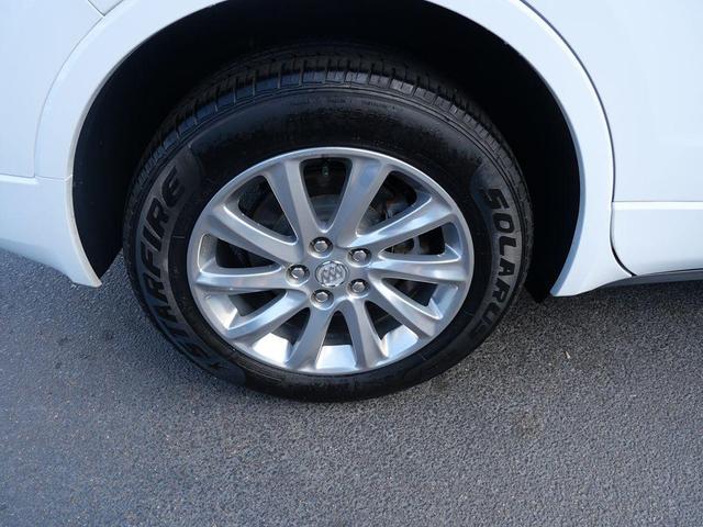 Photo of 2020 Summit White Buick Envision