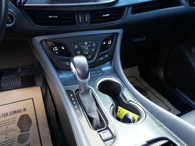 Photo of 2020 Summit White Buick Envision