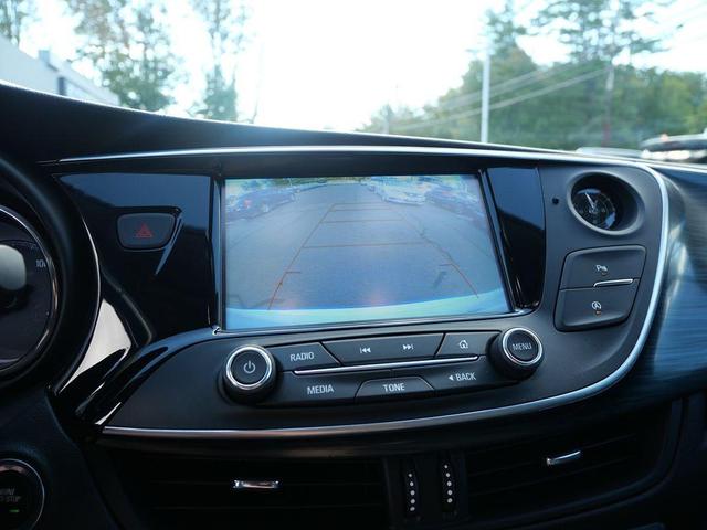 Photo of 2020 Summit White Buick Envision