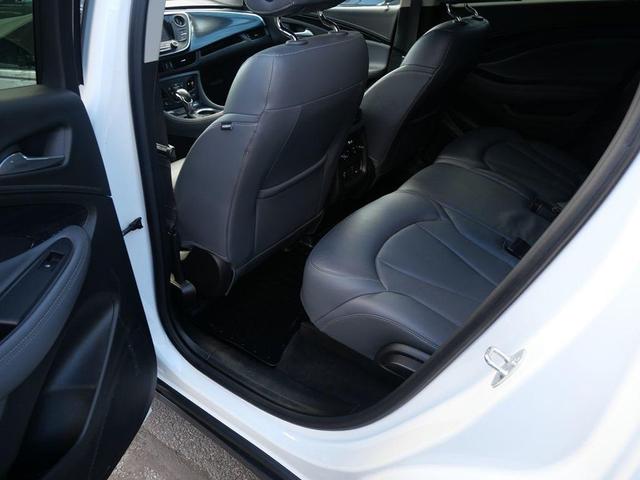 Photo of 2020 Summit White Buick Envision