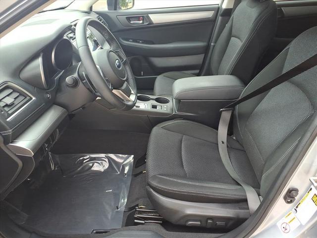 Photo of 2018 Ice Silver Metallic Subaru Outback