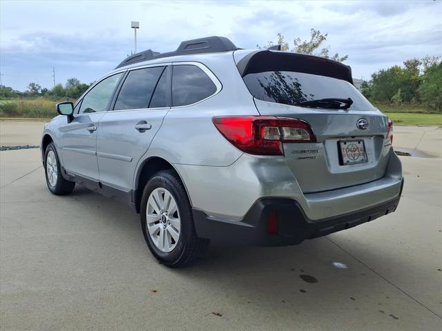 Photo of 2018 Ice Silver Metallic Subaru Outback