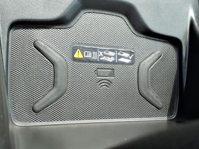 Photo of 2021 Onyx Black GMC Canyon