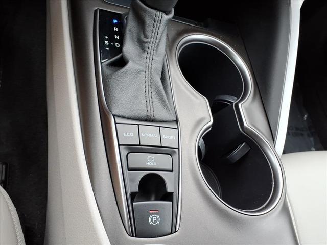 Photo of 2023 Predawn Gray Mica Toyota Camry