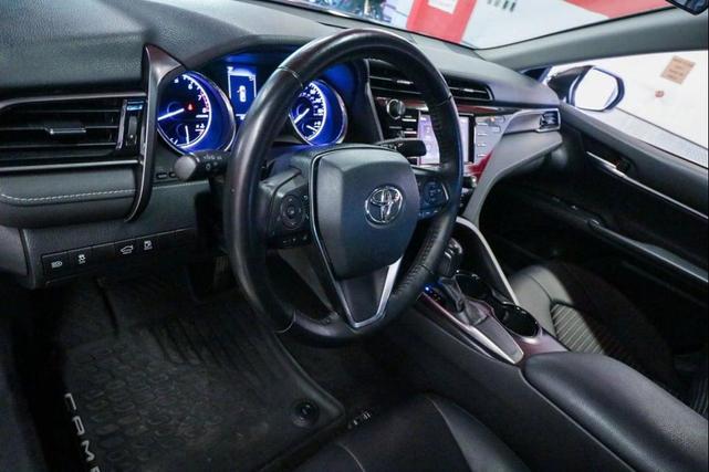 Photo of 2019 Midnight Black Metallic Toyota Camry