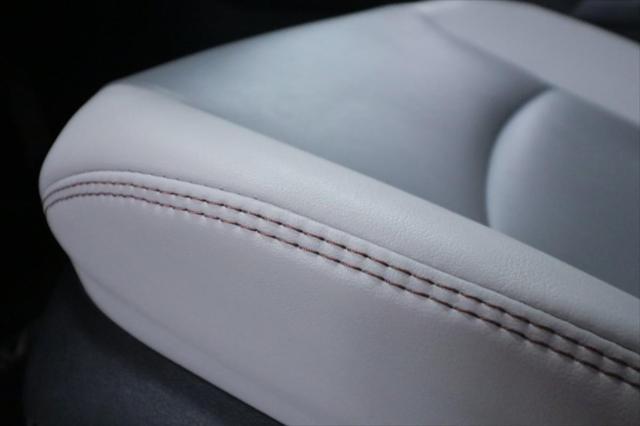 Photo of 2023 Wind Chill Pearl Toyota RAV4