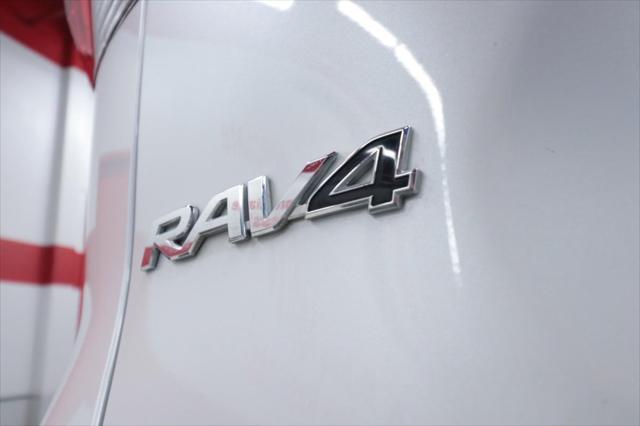 Photo of 2023 Wind Chill Pearl Toyota RAV4