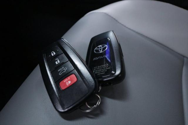 Photo of 2023 Wind Chill Pearl Toyota RAV4