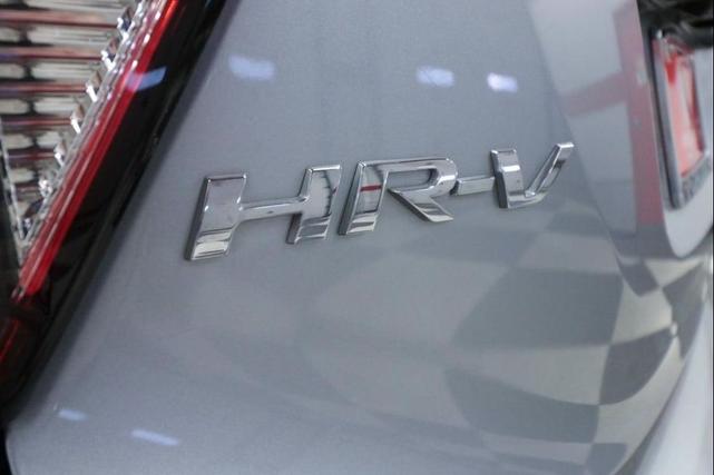 Photo of 2020 Lunar Silver Metallic Honda HR-V
