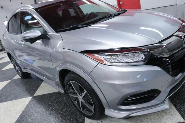 Photo of 2020 Lunar Silver Metallic Honda HR-V