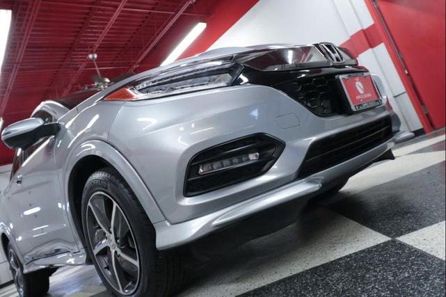Photo of 2020 Lunar Silver Metallic Honda HR-V