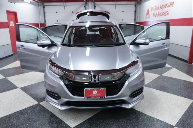 Photo of 2020 Lunar Silver Metallic Honda HR-V
