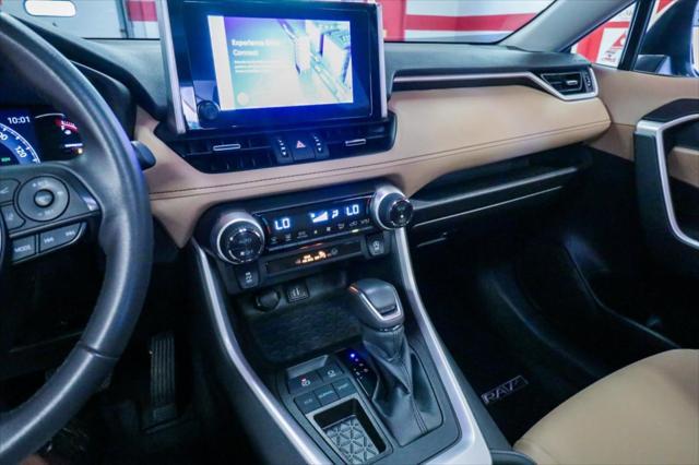 Photo of 2023 Wind Chill Pearl Toyota RAV4