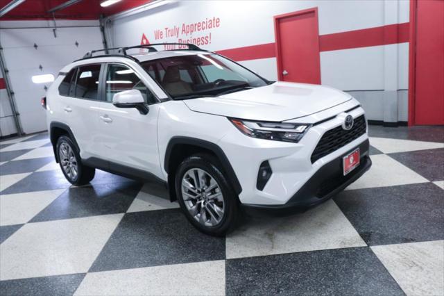 Photo of 2023 Wind Chill Pearl Toyota RAV4