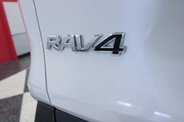 Photo of 2023 Wind Chill Pearl Toyota RAV4