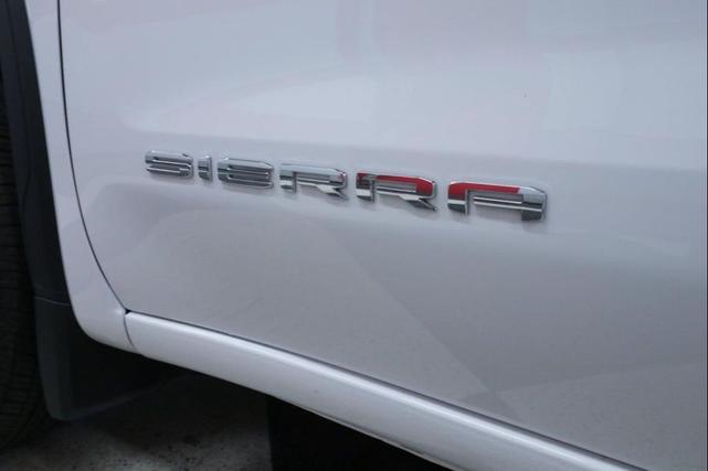 Photo of 2025 Summit White GMC Sierra 1500