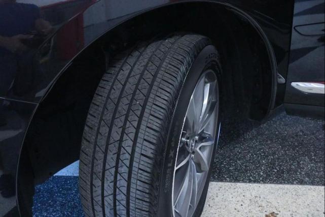 Photo of 2022 Majestic Black Pearl Acura RDX