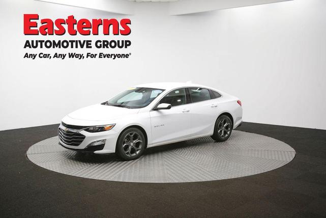 Photo of 2023 Summit White Chevrolet Malibu