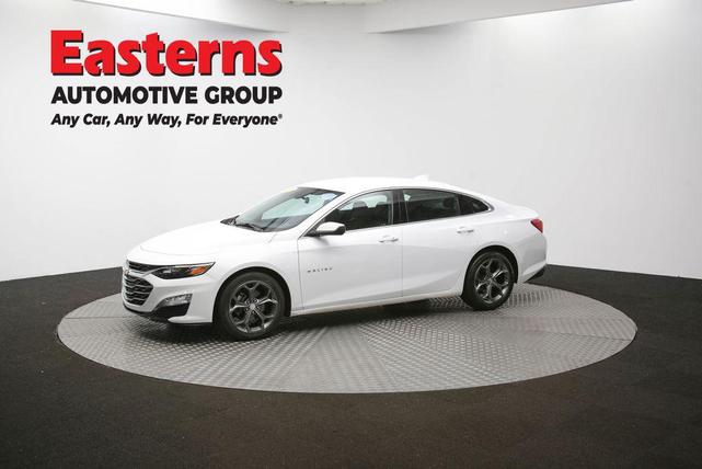 Photo of 2023 Summit White Chevrolet Malibu