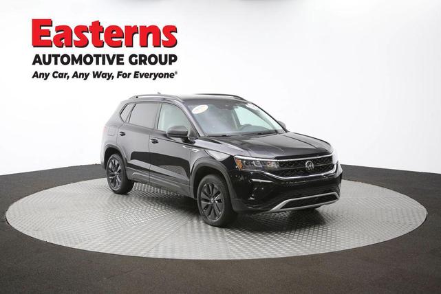 Photo of 2024 Deep Black Pearl Volkswagen Taos