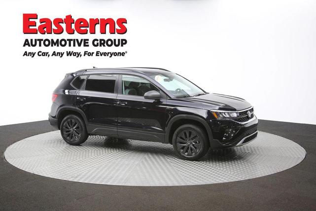 Photo of 2024 Deep Black Pearl Volkswagen Taos