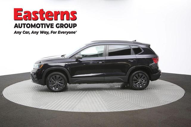 Photo of 2024 Deep Black Pearl Volkswagen Taos