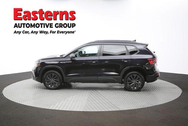Photo of 2024 Deep Black Pearl Volkswagen Taos